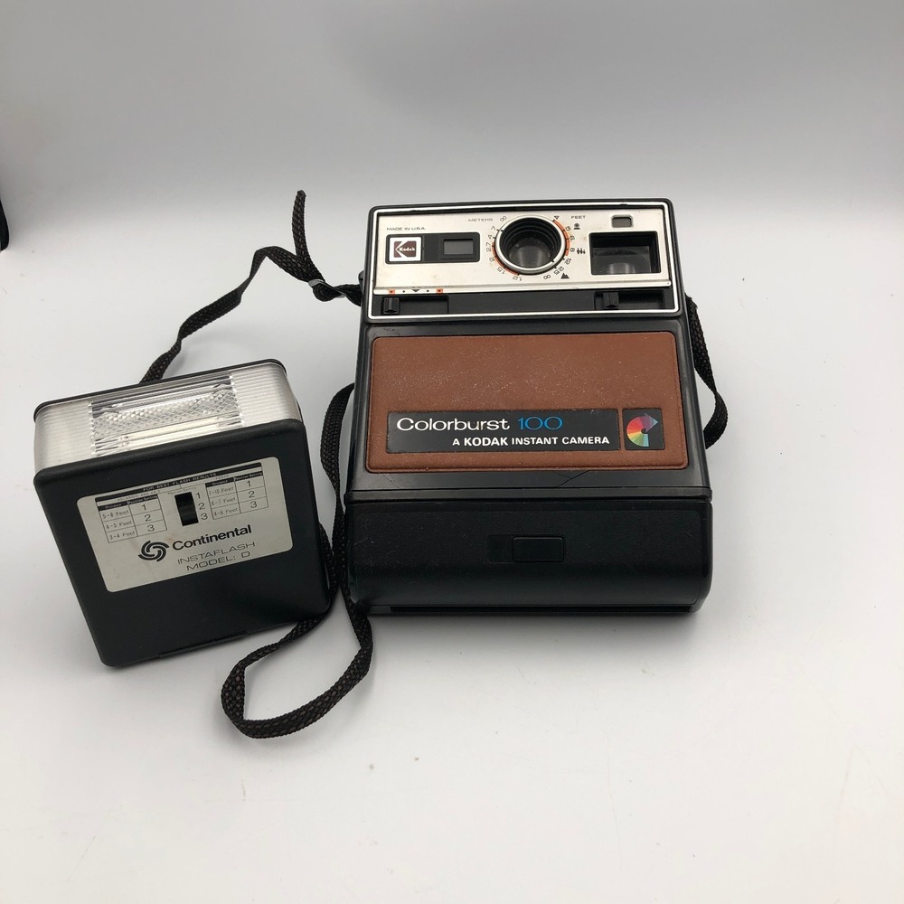 Vintage 1970s Kodak Colorburst 100 Instant Camera Adjustable Focus With Flash
